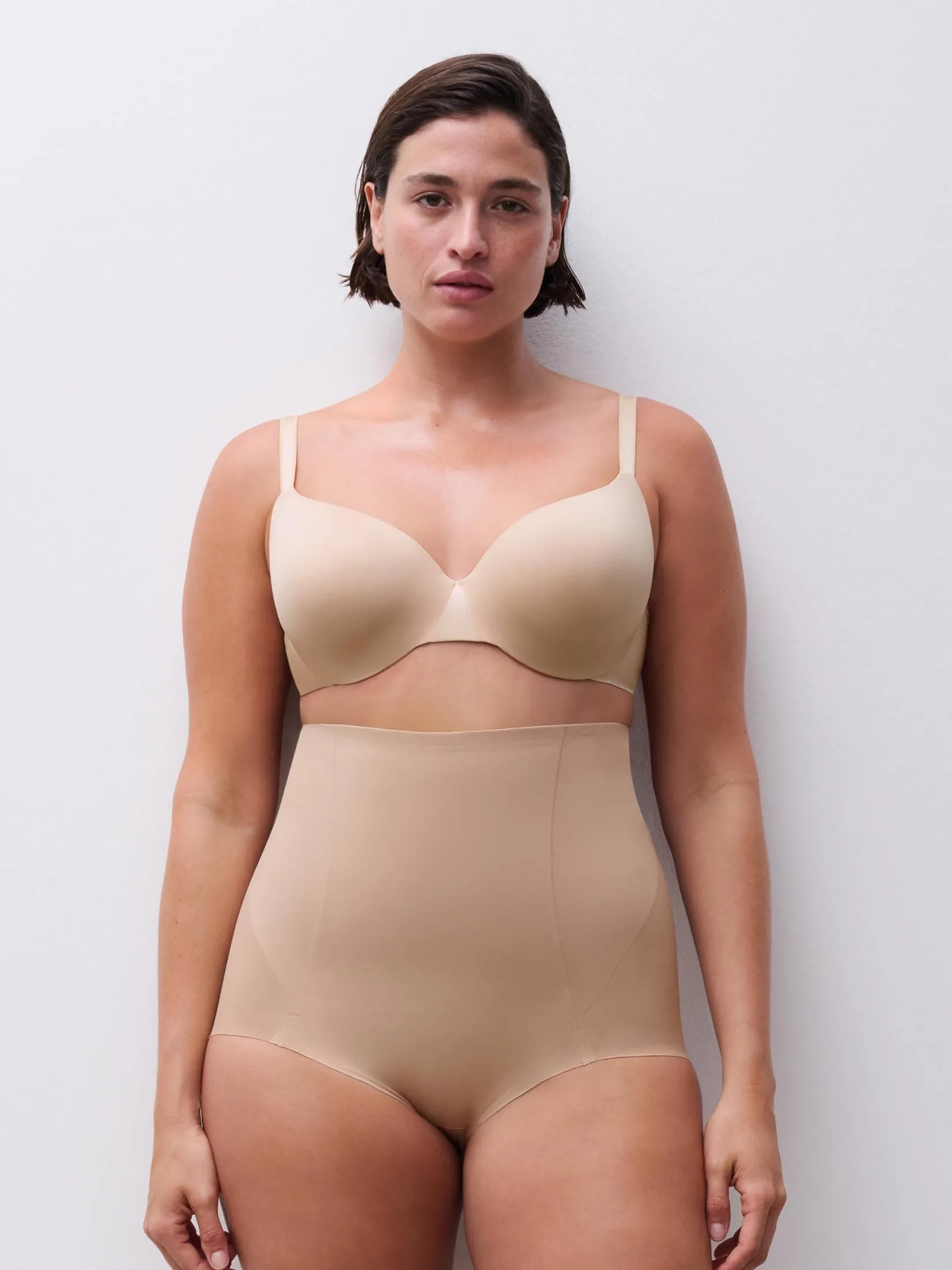 Chantelle Basic Shaping Corrigerende Hoge Taille Slip -