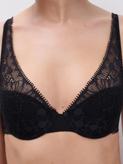 Chantelle Day To Night Plunge BH -
