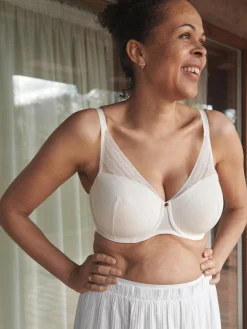 Chantelle EasyFeel Kristen Voorgevormde Plunge BH -