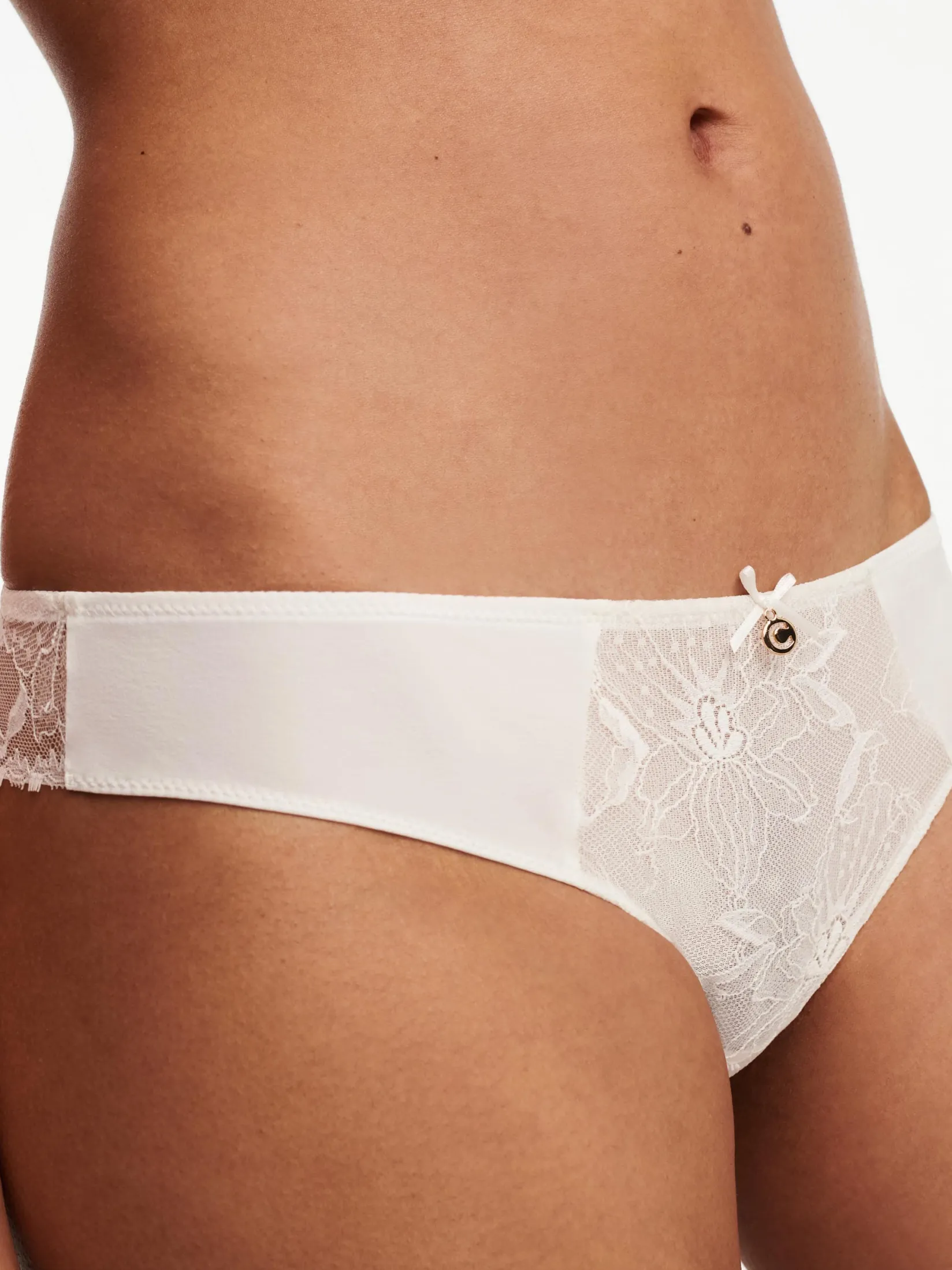 Chantelle ORCHIDS String -