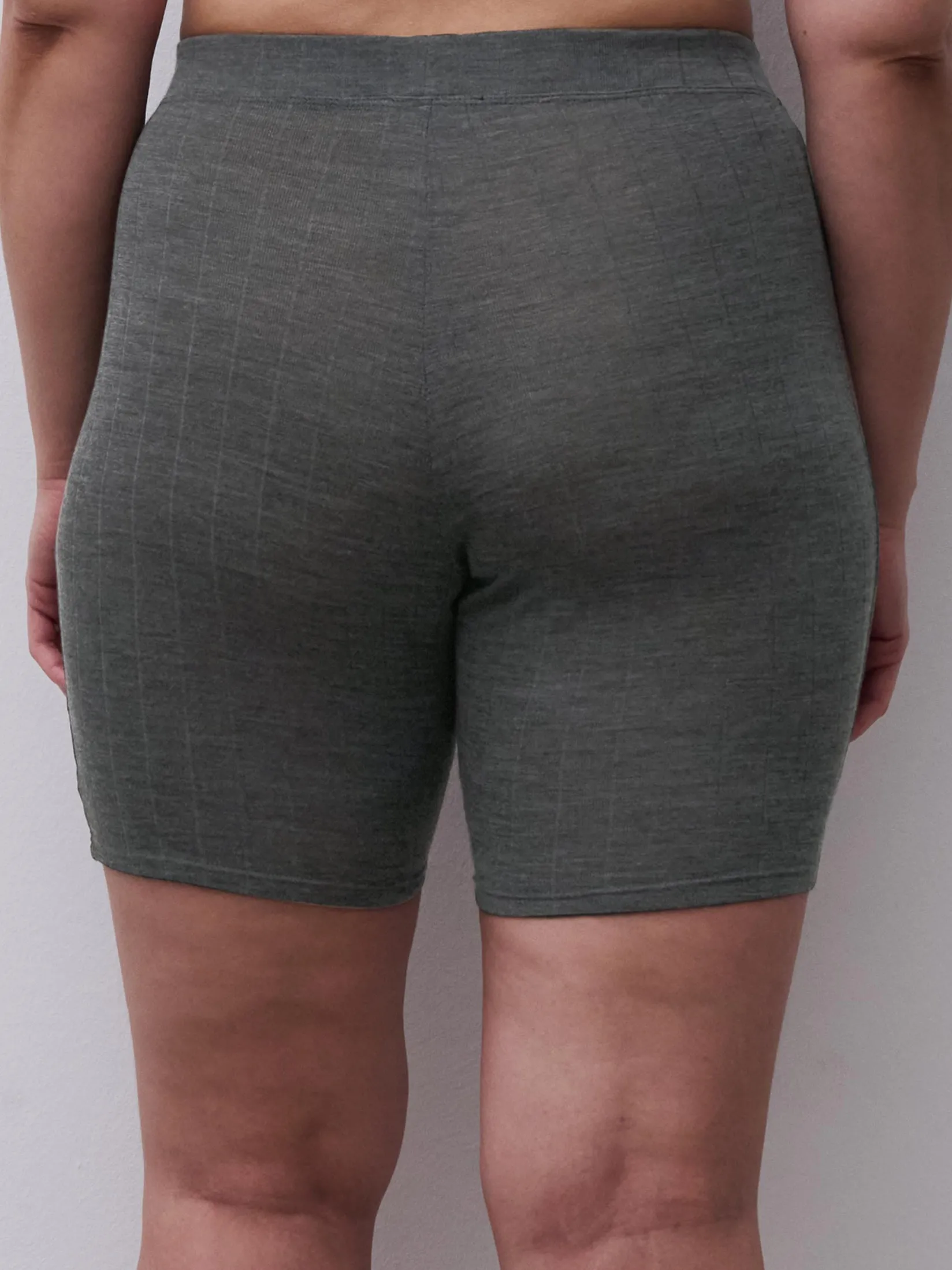 Chantelle THERMO COMFORT UW BO. MID TIGH SHORT -