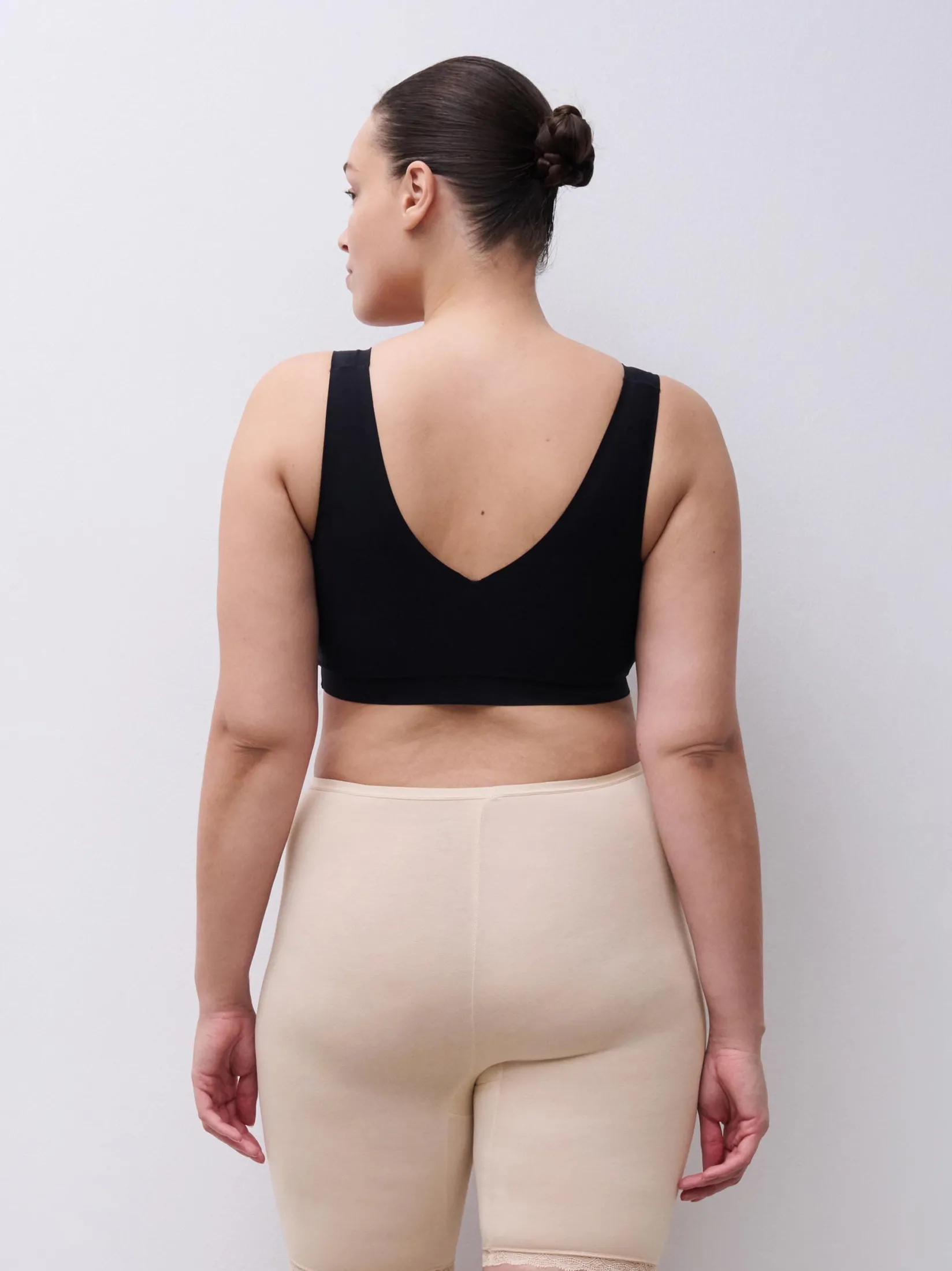 Femilet Basic Lace Long Short -