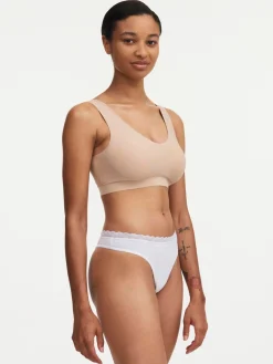 Femilet Basic Lace String -