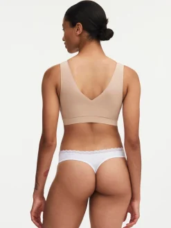 Femilet Basic Lace String -