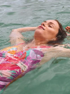 Livera BARBADOS Bethany Badpak -